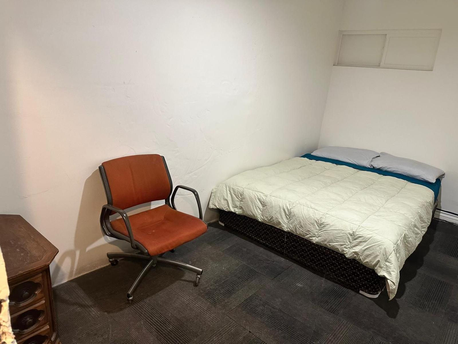 הוסטל Humble Abode At אל מונטה מראה חיצוני תמונה